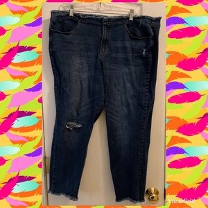 Mined crop distressed jeans size20